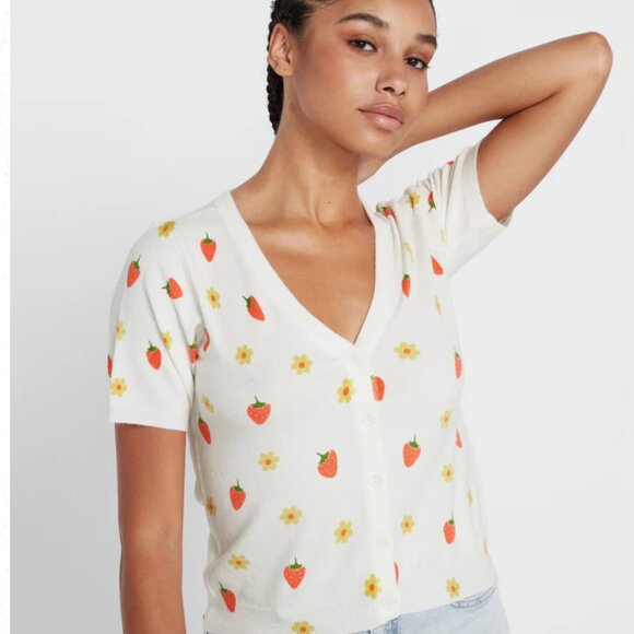 NEW Volcom Strawberry Daisy Short Sleeve Cardigan Size Small - Picture 4 of 14